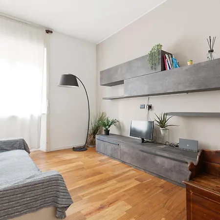 Modern Close To Forlanini And Linate! 밀라노